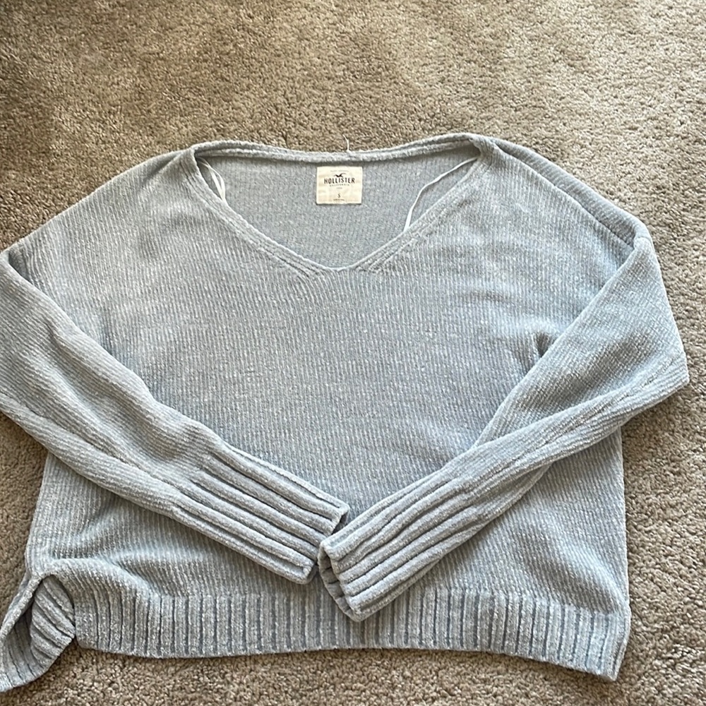 super soft hollister sweater!